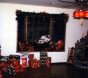 Garage-at-Christmas-6
