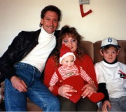 Mark-Mandy-Samantha-Sean-at-Christmas-1990