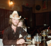 Buddy-Bonnie-at-Pizza-Pub