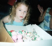 Shaylyn-Kim-at-3rd-Birthday