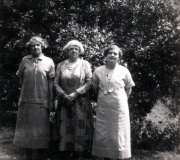 Jane, Annie & Mrs Waddicor