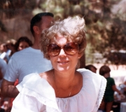 Mom-3