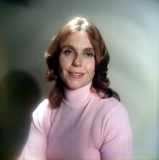 1_Mom-5