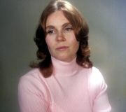 1_Mom-8