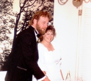 01-Terry and Gail Cutting Wedding Cake